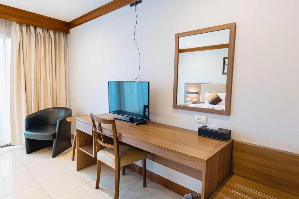 The Impress Nan Hotel Bagian luar foto