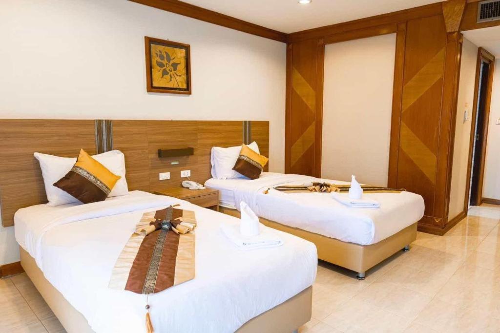 The Impress Nan Hotel Bagian luar foto